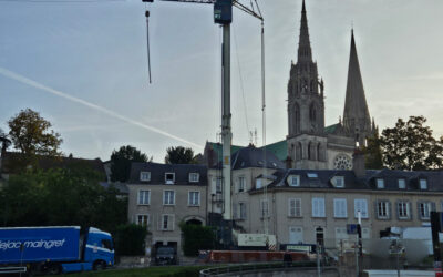 Grutage en cours à Chartres
